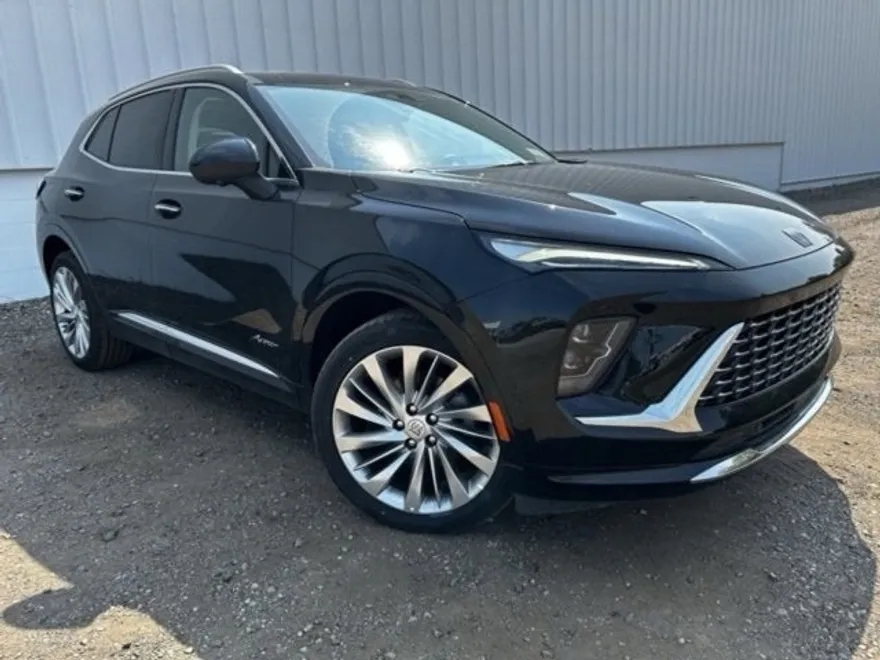 2025 Buick Envision Avenir photo 1