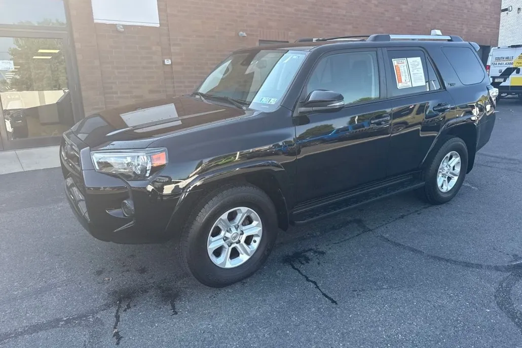 2020 Toyota 4Runner SR5 Premium photo 1