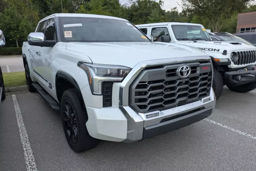 2023 Toyota Tundra 1794 Edition CrewMax photo 1