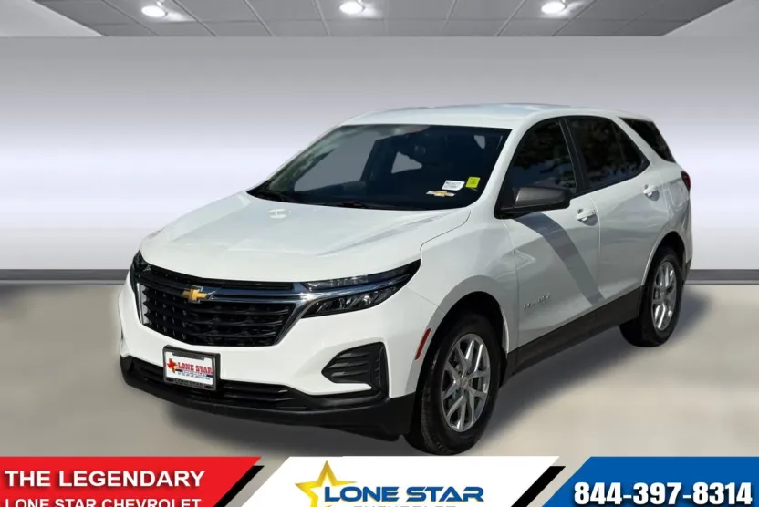 2022 Chevrolet Equinox LS photo 1