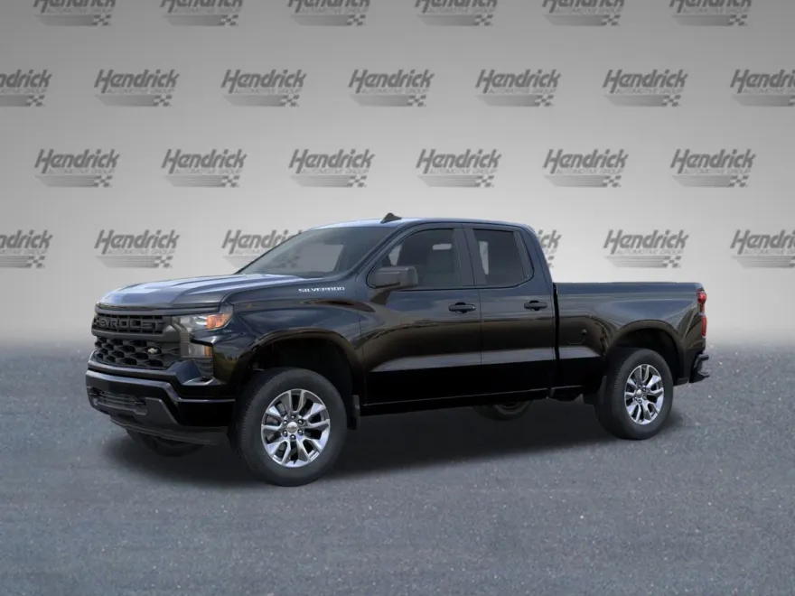 2025 Chevrolet Silverado 1500 Custom photo 1