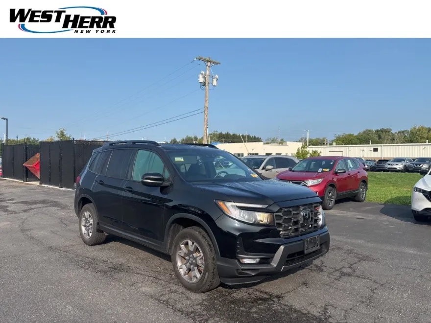 2022 Honda Passport TrailSport photo 1