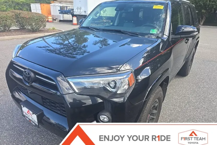 2023 Toyota 4Runner SR5 Premium photo 1