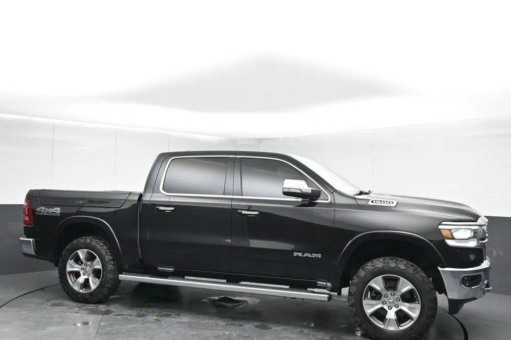 2020 Ram 1500 Laramie photo 1