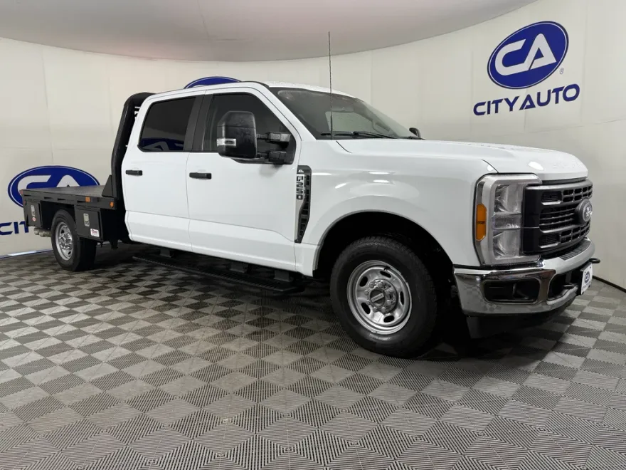 2023 Ford F-250 XL photo 1