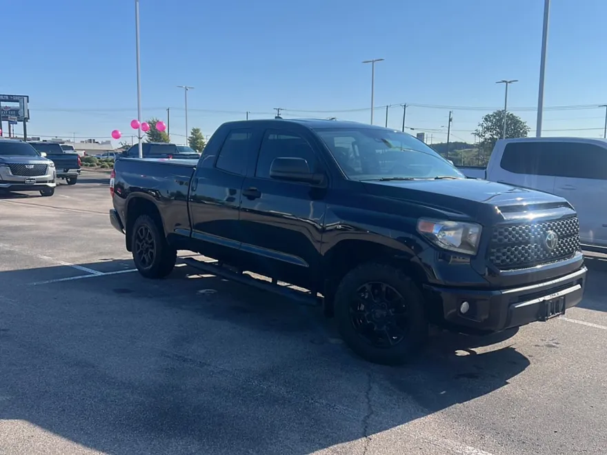 2021 Toyota Tundra SR5 Double Cab photo 1