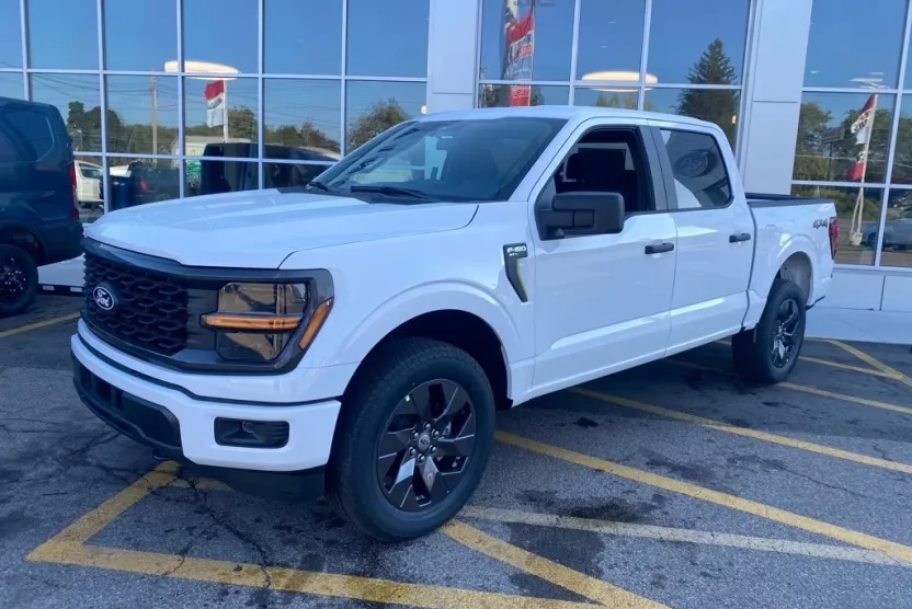 2025 Ford F-150 STX photo 1