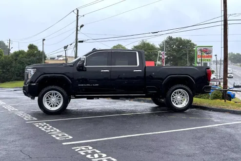 2024 Gmc Sierra HD Denali Ultimate photo 3