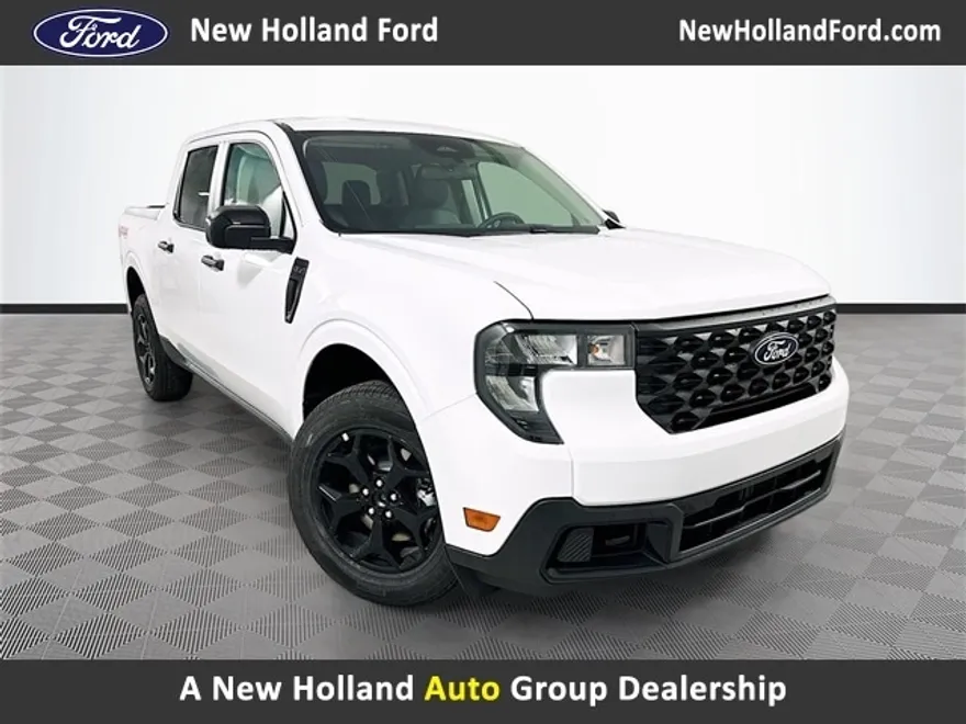 2025 Ford Maverick XLT photo 1