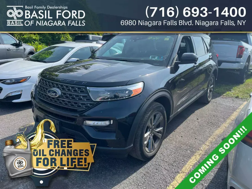 2022 Ford Explorer XLT photo 1