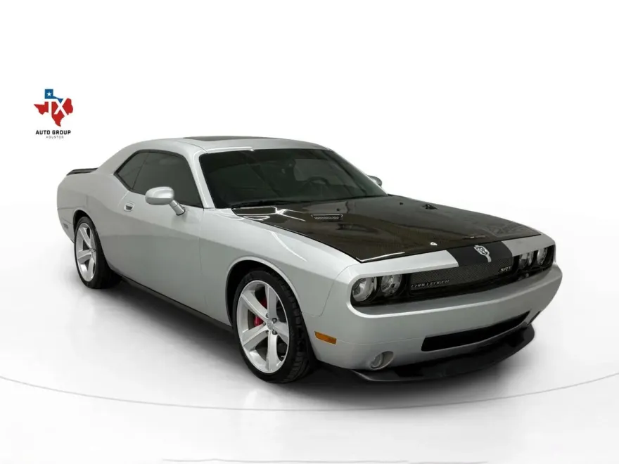 2008 Dodge Challenger SRT8 photo 1