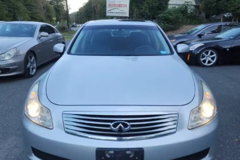 2008 Infiniti G35 x Sedan photo 2