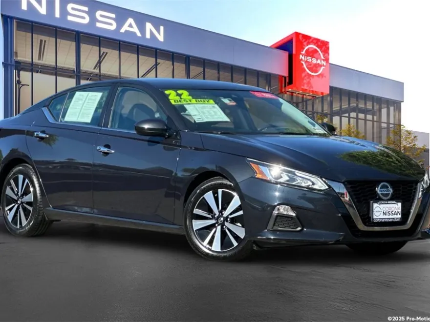 2022 Nissan Altima 2.5 SV photo 1