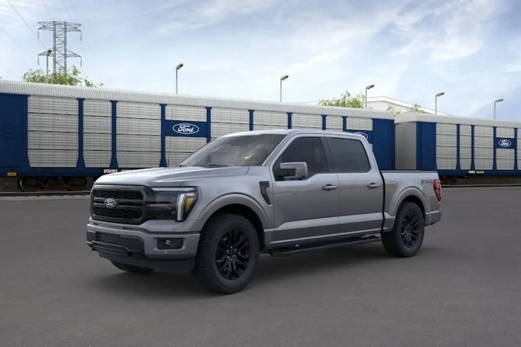 2025 Ford F-150 Lariat photo 1