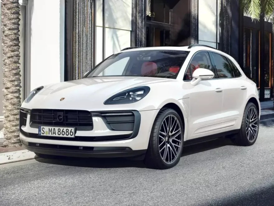 2025 Porsche Macan T photo 1