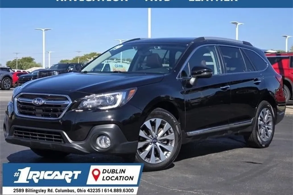 2019 Subaru Outback 2.5i Touring photo 1