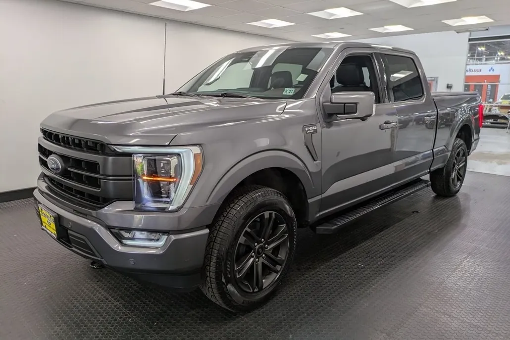 2022 Ford F-150 Lariat photo 1