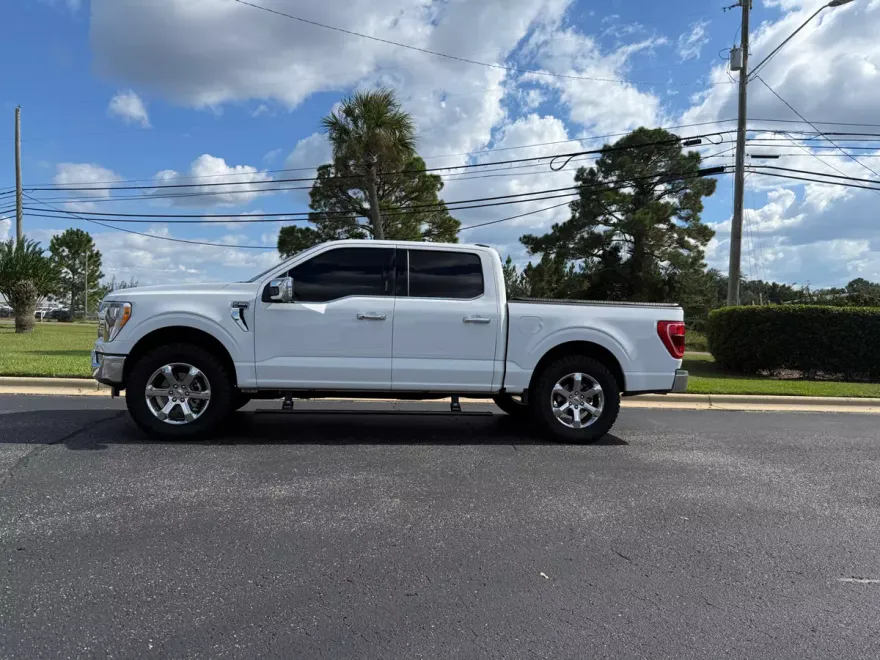 2022 Ford F-150 XLT photo 1