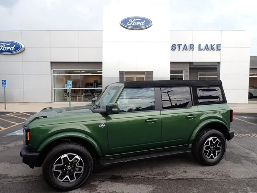 2023 Ford Bronco Base Big Bend Black Diamond Outer Banks Badlands Wildtrak Everglades photo 1