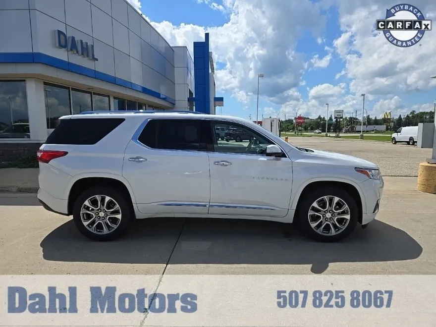 2020 Chevrolet Traverse Premier photo 1