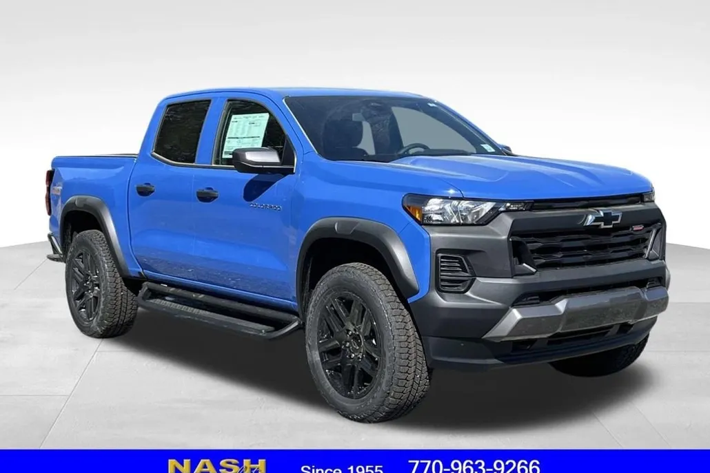2025 Chevrolet Colorado Trail Boss photo 1