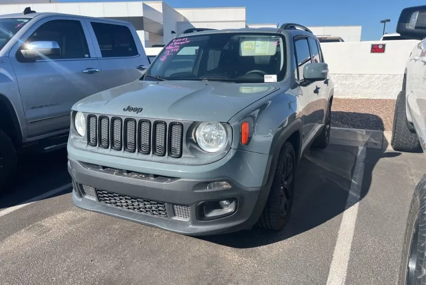 2017 Jeep Renegade Latitude North Edition photo 1