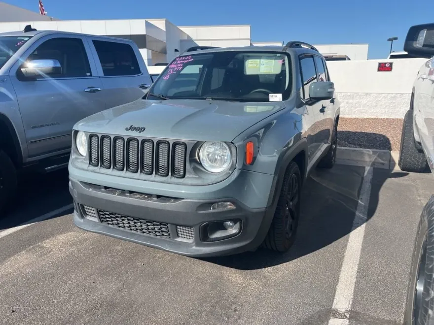 2017 Jeep Renegade Latitude North Edition photo 1