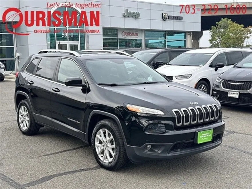 2017 Jeep Cherokee Latitude photo 1