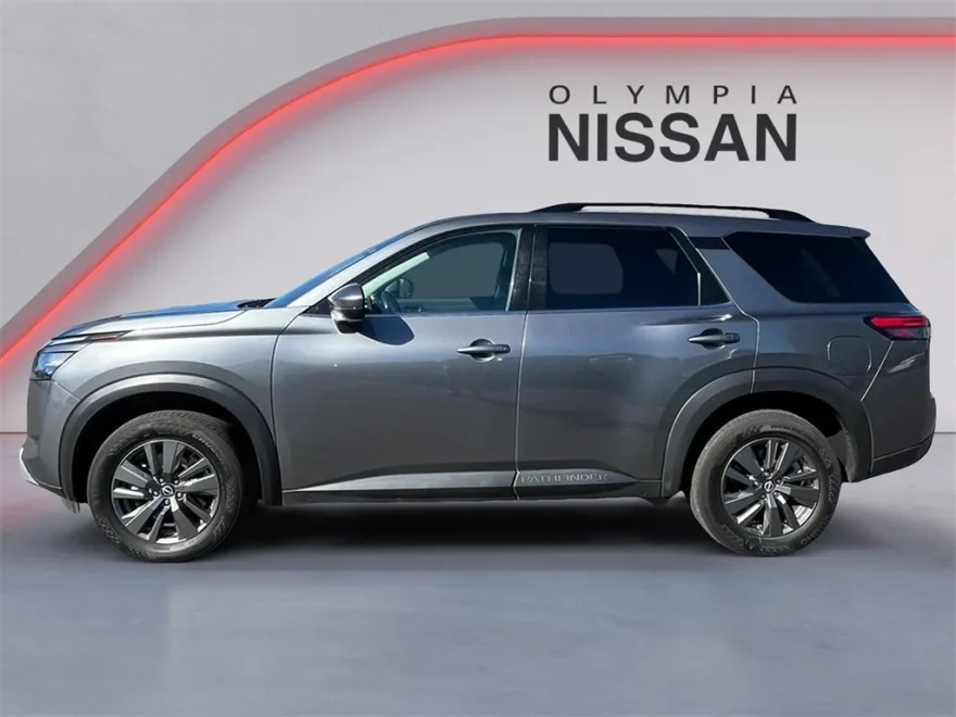 2024 Nissan Pathfinder SV photo 1