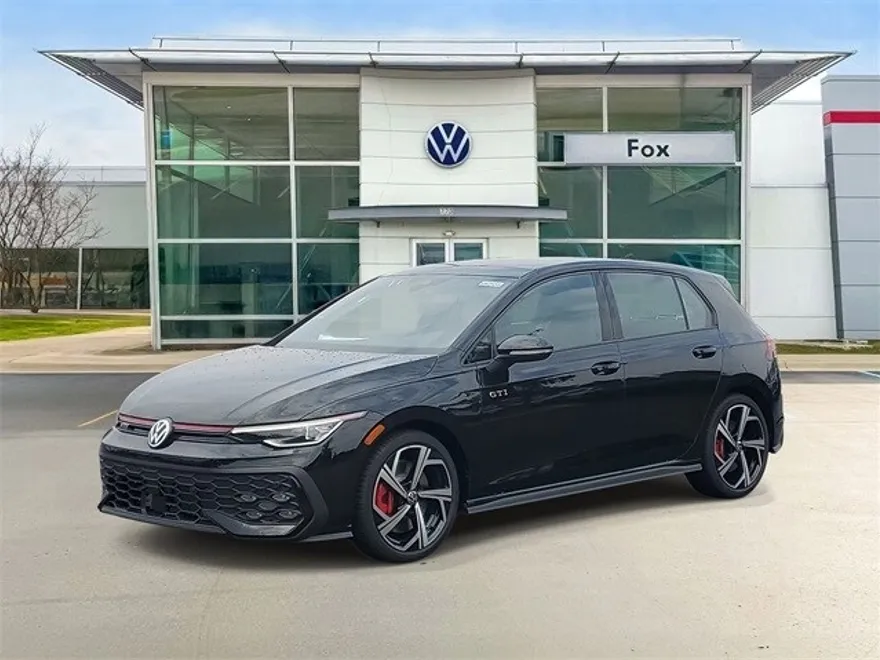 2025 Volkswagen Golf GTI SE photo 1