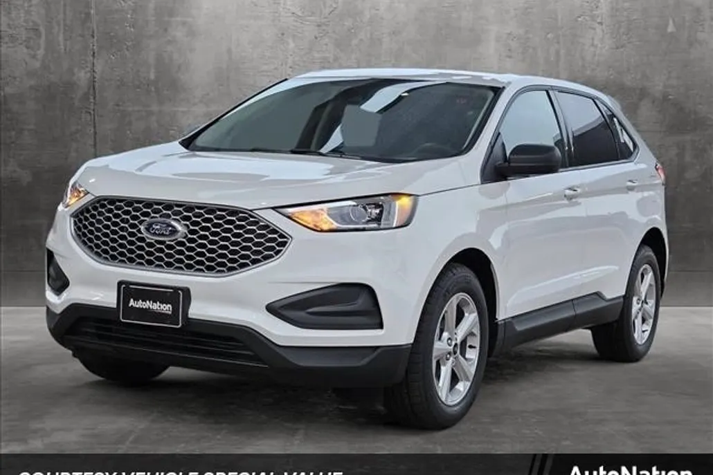 2024 Ford Edge SE photo 1