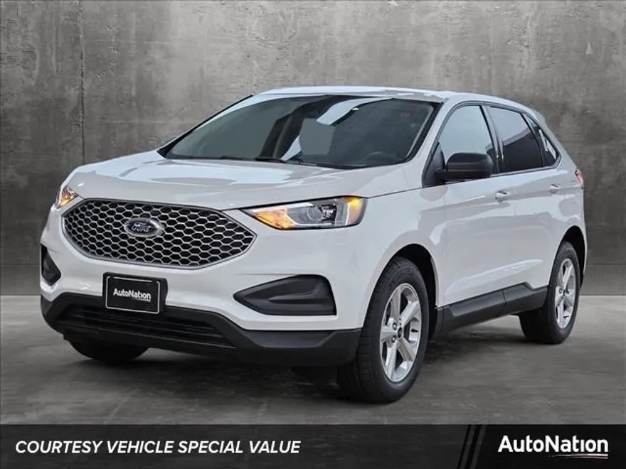 2024 Ford Edge SE photo 1