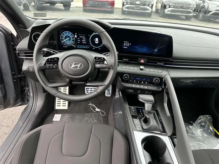 2025 Hyundai Elantra Hybrid SEL Sport photo 1