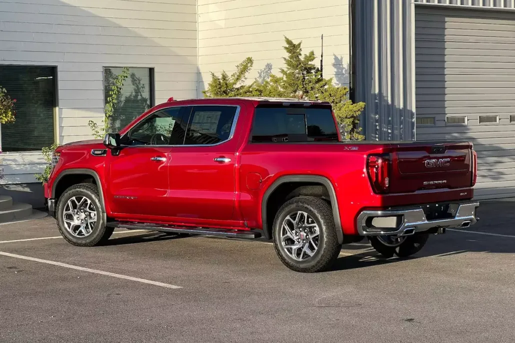 2026 Gmc Sierra 1500 SLT photo 1