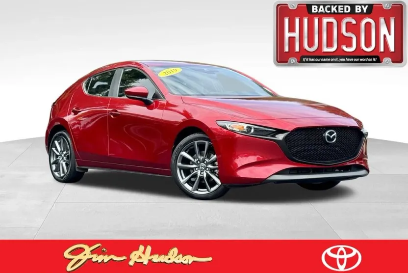 2019 Mazda Mazda3 Preferred photo 1