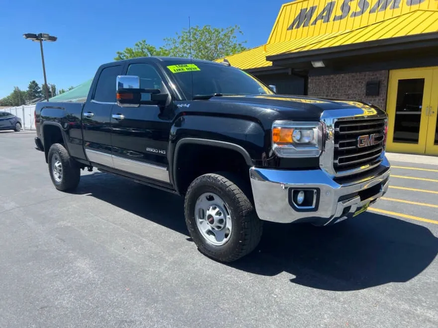 2015 Gmc Sierra 2500 SLT photo 1