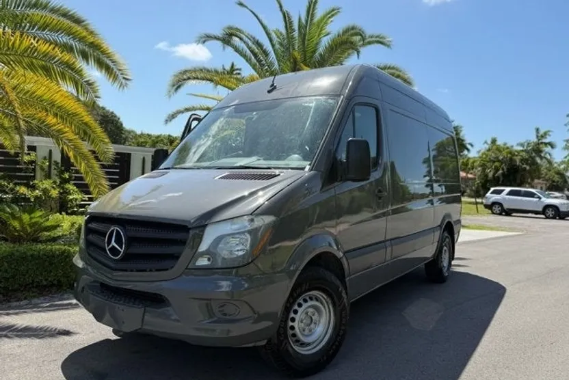 2018 Mercedes Benz Sprinter Cargo Van 2500 Standard Roof photo 1