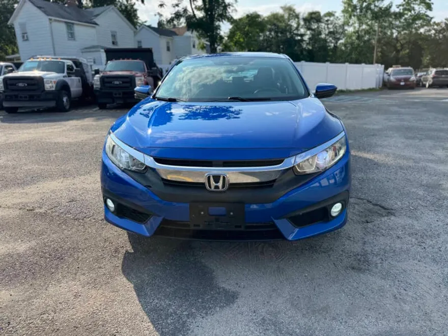 2018 Honda Civic EX-T photo 1