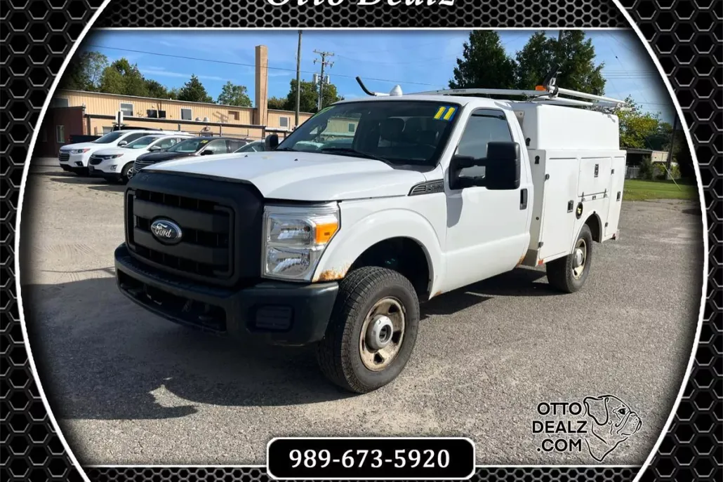 2011 Ford F-250 XL photo 1