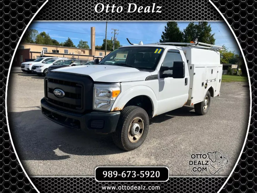 2011 Ford F-250 XL photo 1