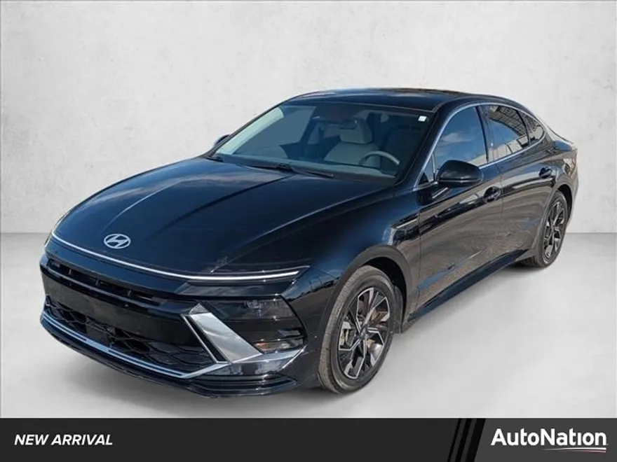 2024 Hyundai Sonata SEL photo 1