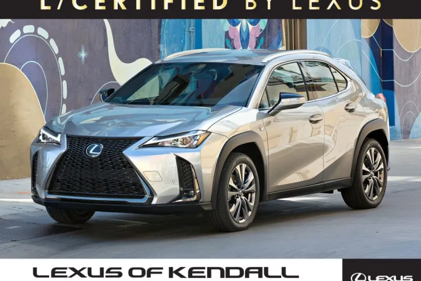 2021 Lexus UX 200 photo 1