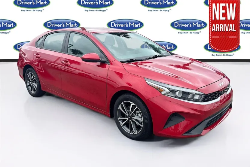 2024 Kia Forte LXS photo 1
