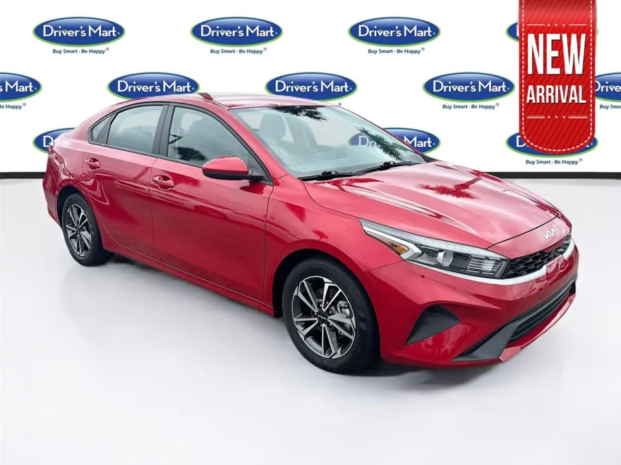 2024 Kia Forte LXS photo 1