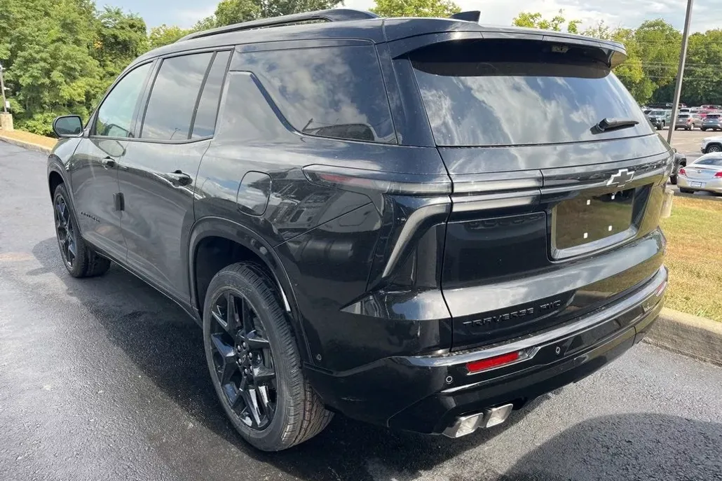2026 Chevrolet Traverse RS photo 1