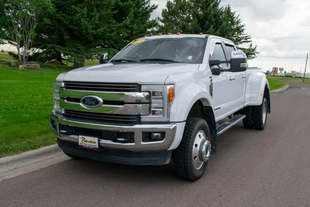 2019 Ford F-450 King Ranch photo 1