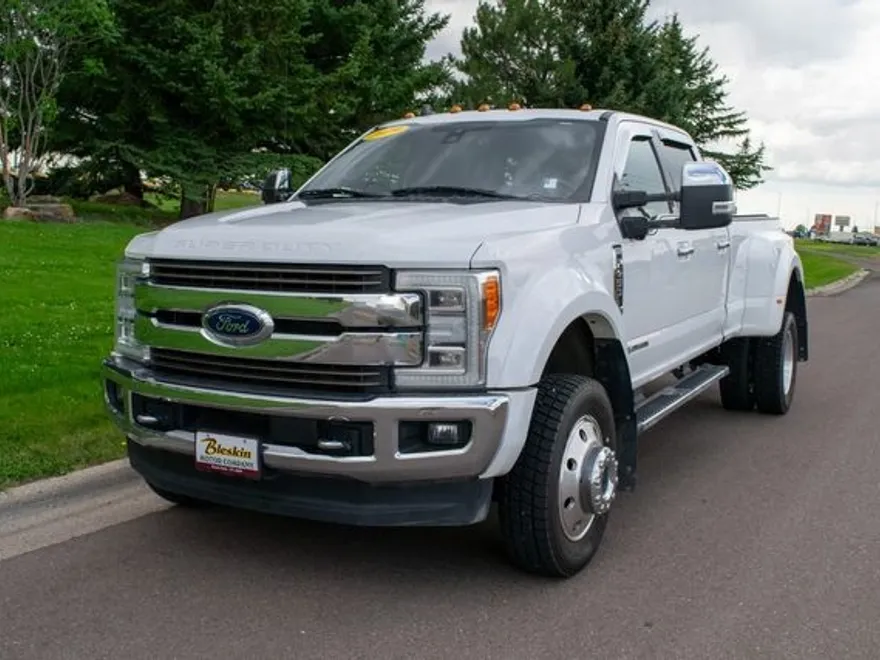 2019 Ford F-450 King Ranch photo 1