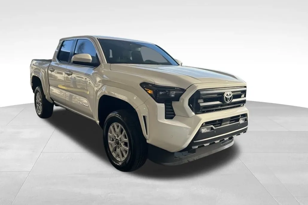 2024 Toyota Tacoma SR5 photo 1
