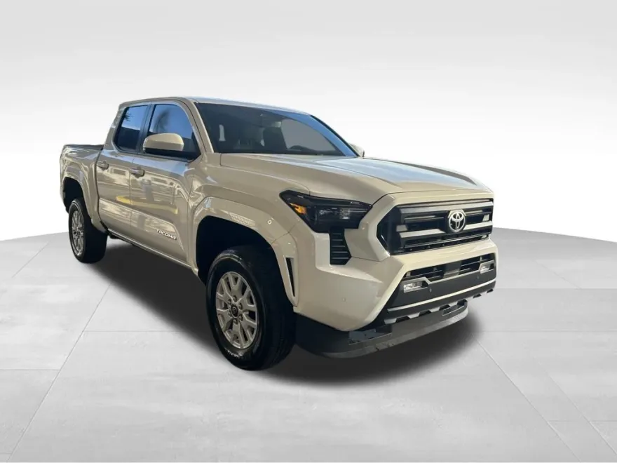 2024 Toyota Tacoma SR5 photo 1