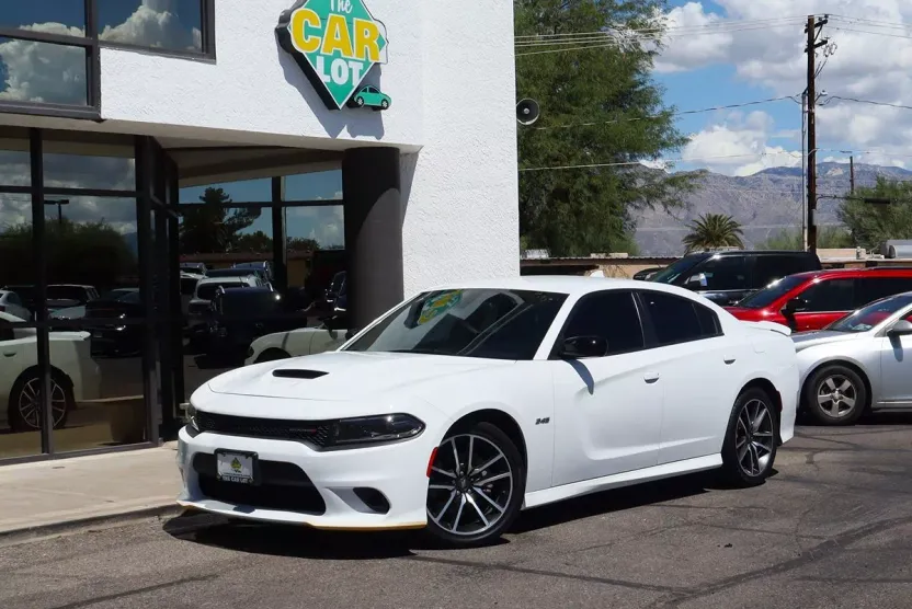 2023 Dodge Charger R/T Plus photo 1